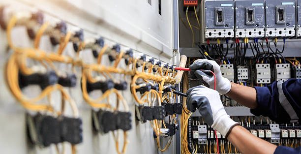 Professional Electrician technician working in Grant, MI